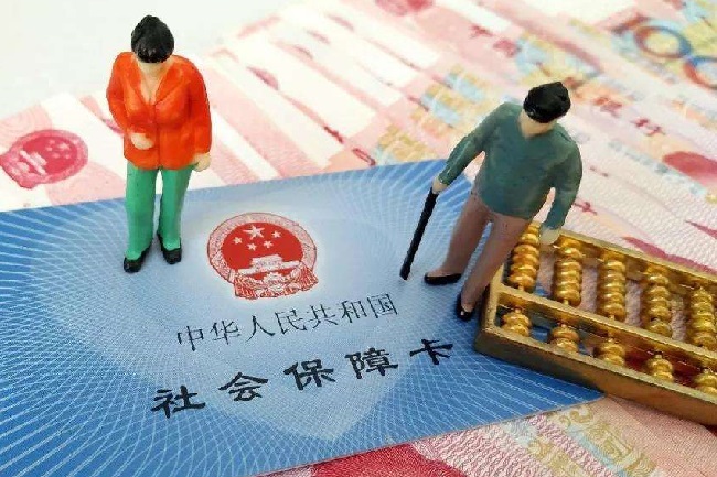 青島打造目前國內規模最大人數最多的養老行業招商推介會(www.zgxdjyzbzz.cn)