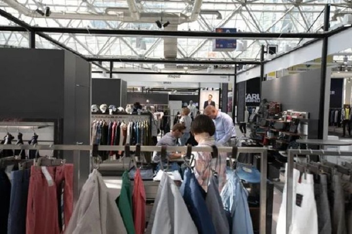 2024俄羅斯CPM服裝展將于2月19日在莫斯科舉行，該展是中國(guó)服裝企業(yè)不容錯(cuò)過(guò)的世界三大服裝展