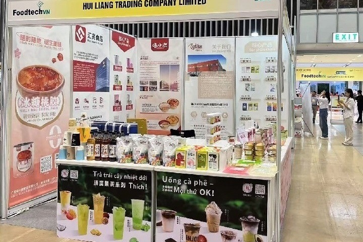 標準展位、豪華標展和光地特裝的介紹以及區別示意圖片(www.zgxdjyzbzz.cn)