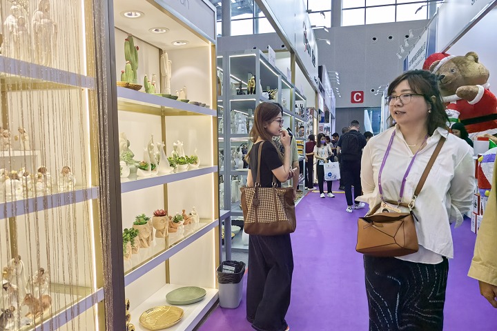 2025中東迪拜電力能源及太陽能展覽會Dubai Solar Show正在火熱報名中！！(www.zgxdjyzbzz.cn)